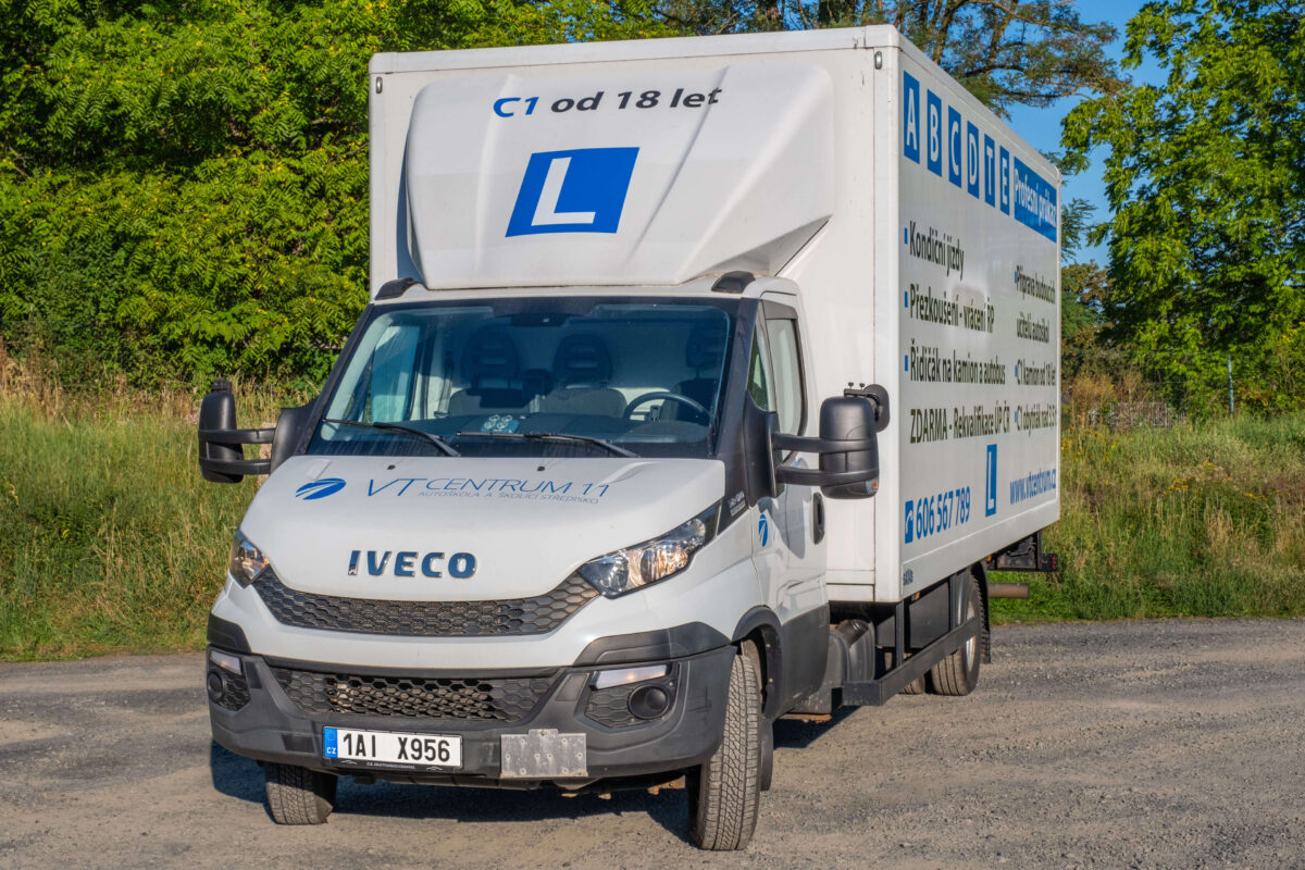 driving school for van, caravans and ambulances C1